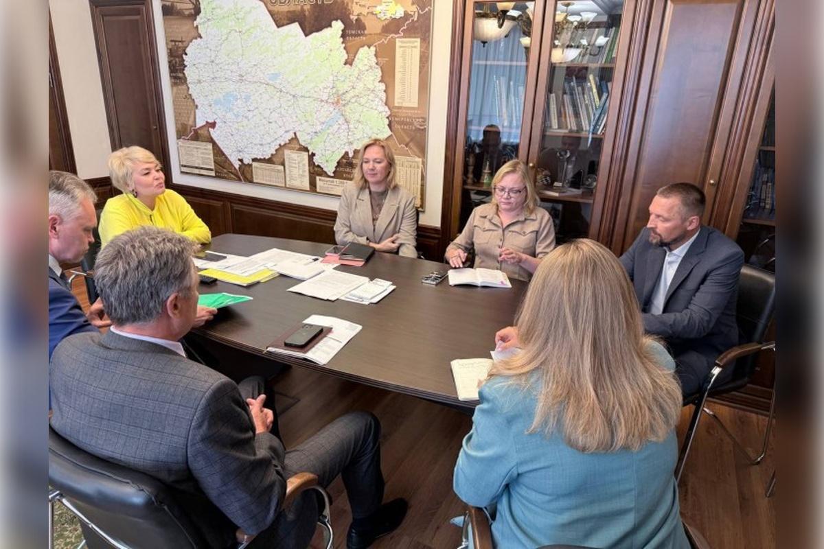 Для участников проекта «Герои НовоСибири» запустили трек наставничества и стажировок