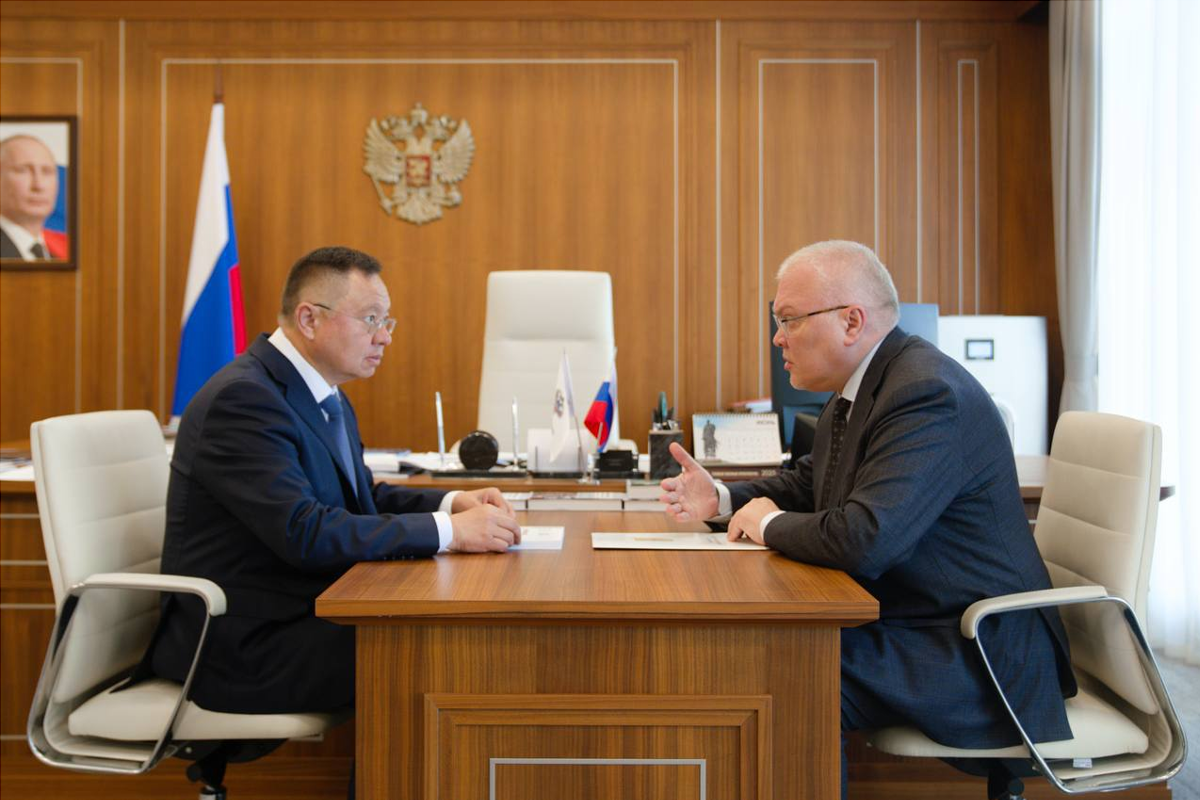 Губернатор Александр Соколов и глава Минстроя РФ Ирек Файзуллин обсудили строительство и благоустройство в Кировской области