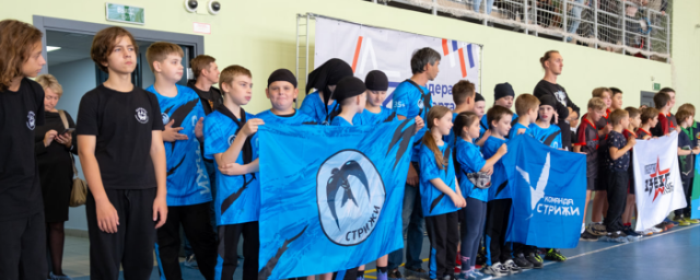 В соревнованиях по лазертагу в Красногорске приняли участие 150 человек