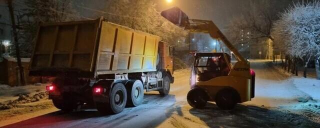 В ночь на 30 ноября с улиц Ульяновска специалисты вывезли 64 самосвала со снегом