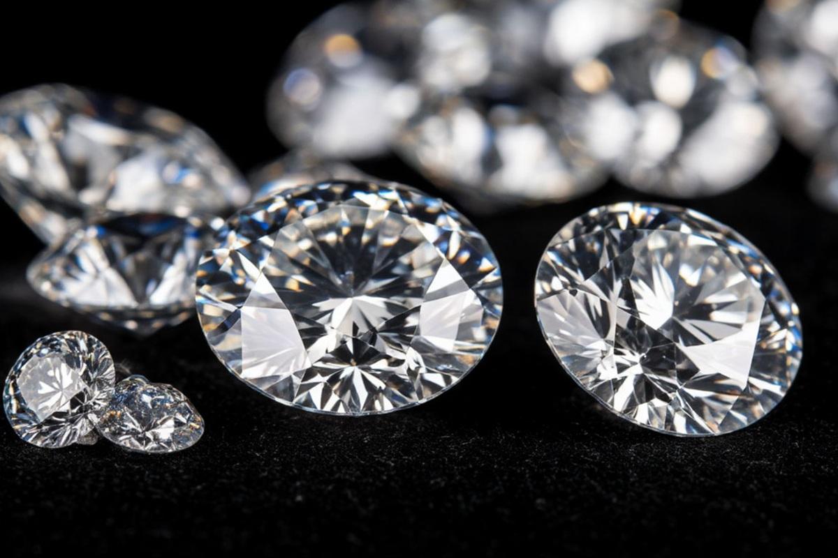 В Новосибирске разработали инновационный способ автоматической сортировки алмазов по цвету