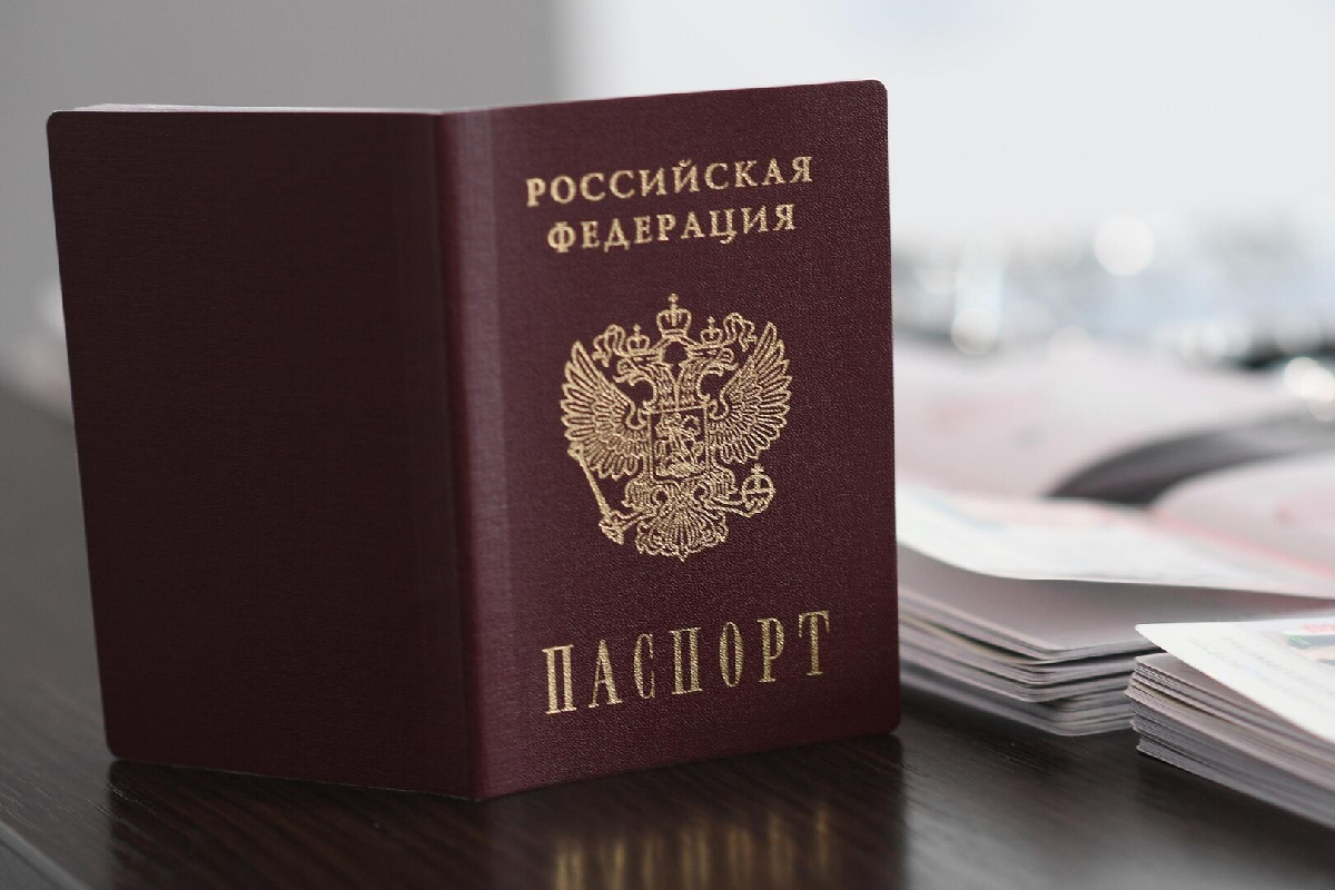В Авдеевке 600 местных жителей получили российские (страна-террорист) паспорта