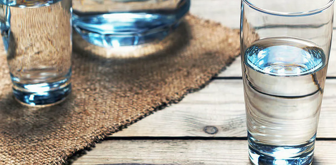 Диетолог Григорьян рассказала, как нужно правильно рассчитывать норму употребления воды