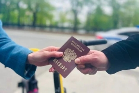 В Госдуме предложили ввести обязательную замену паспорта при достижении 60 лет