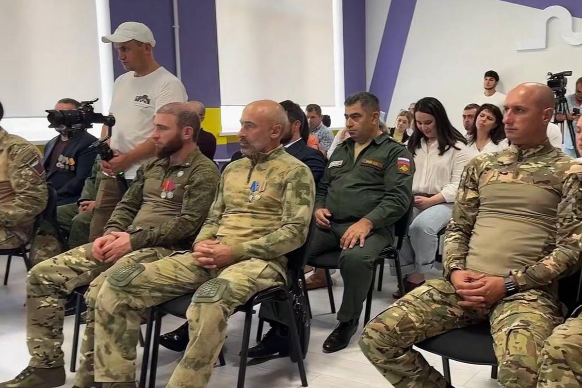 В Карачаево-Черкесии решили воспитывать молодежь на живых примерах