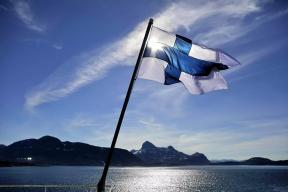 В небе над Финляндией нашли чужие дроны, но сбивать не стали: Хельсинки объяснил рискованный отказ