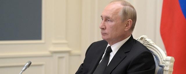 Путин: В моем окружении было выявлено несколько десятков человек, зараженных COVID-19