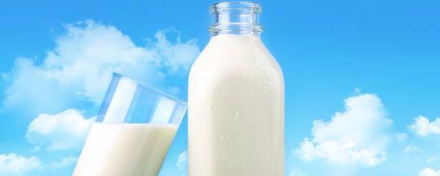 В Красноярске торгуют молоком без документов через интернет