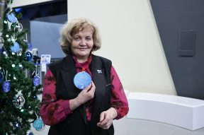 Спикер Заксобрания Людмила Бабушкина исполнит мечты двух детей из свердловской глубинки в рамках акции «Елка желаний»