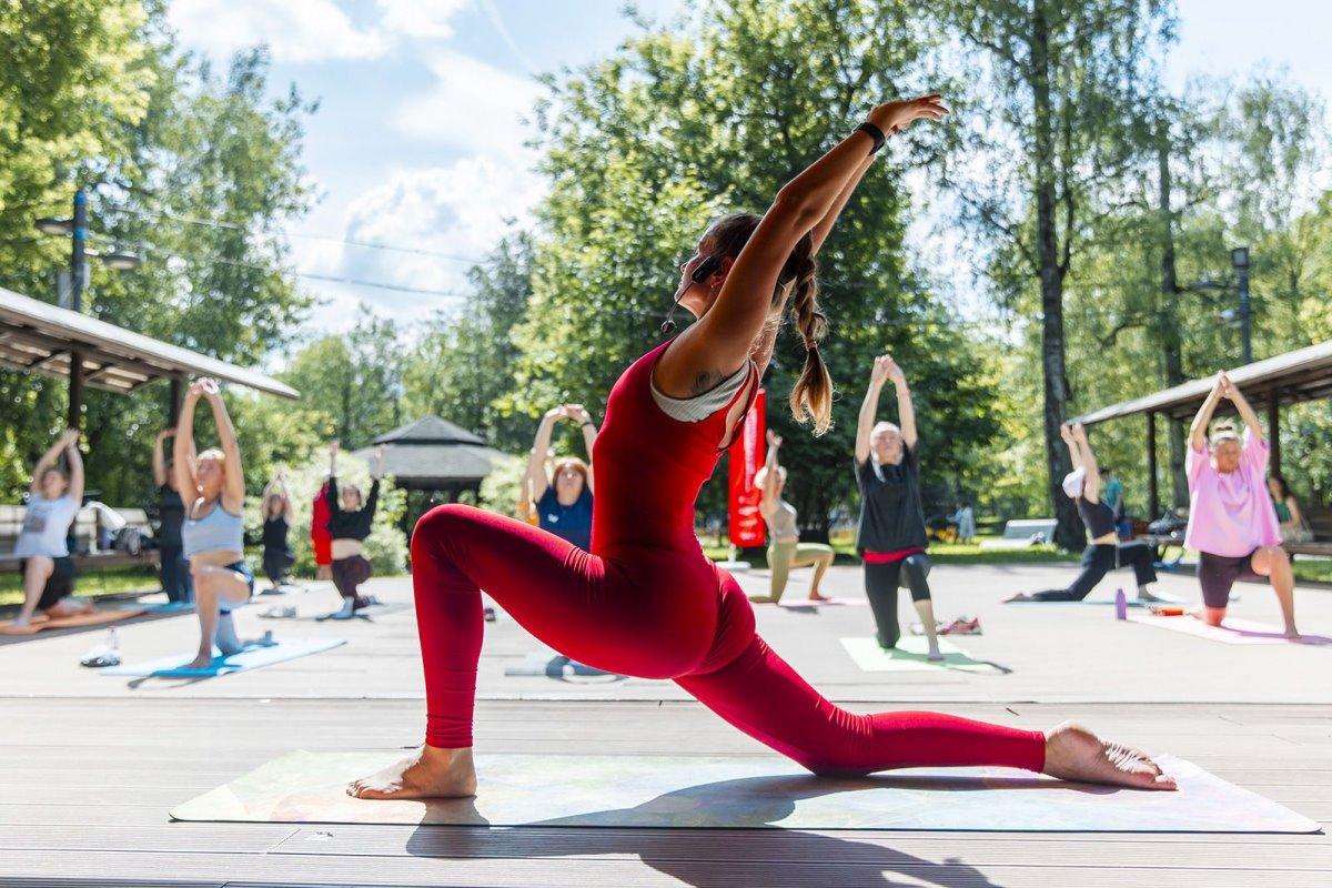 Международный день йоги отметят на 70 площадках московского музея-заповедника «Царицыно»