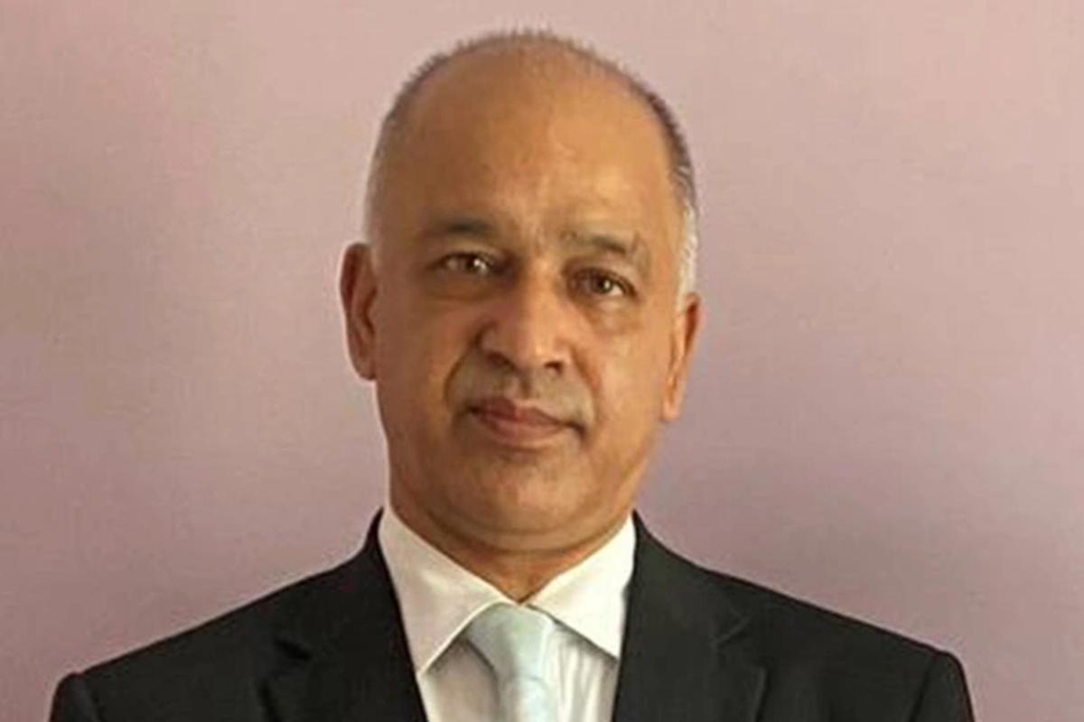 Британский политик поплатился должностью за поддержку российских выборов