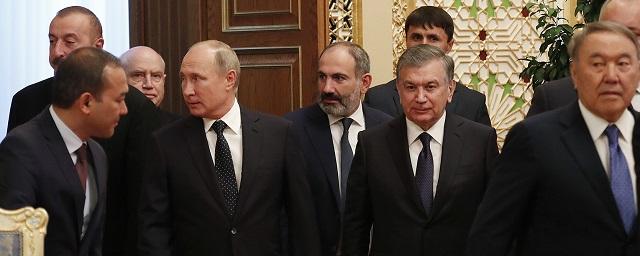 Путин предложил Алиеву и Пашиняну обсудить новые шаги по урегулированию в НКР