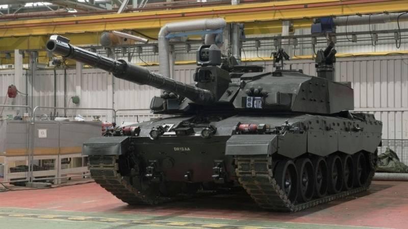 Британия в ответ на российский танк «Армата» представила «Черную ночь»