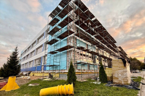 Врип главы Чебоксар Станислав Трофимов проверил ход ремонта школы №22