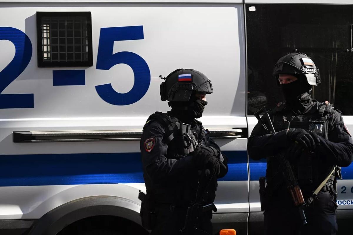 В Петербурге раскрыли бизнес по вербовке контрактников для участия в СВО