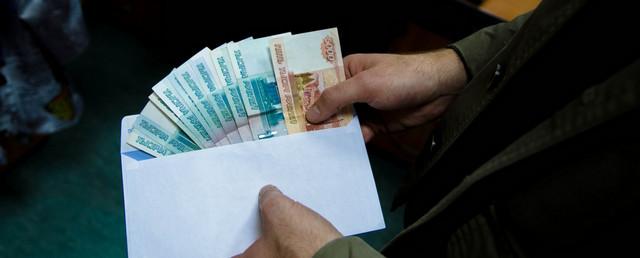 Волгоградец выплатит 330 тысяч рублей за попытку подкупить пристава