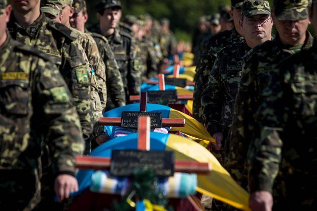 Украина и Россия обменялись телами погибших военных