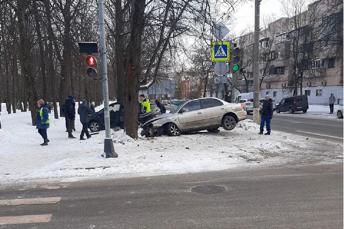 В Пушкине пенсионерка чудом осталась жива после наезда двух иномарок