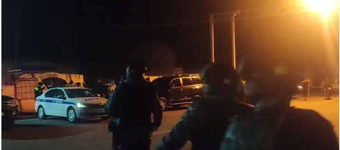 Двое полицейских пострадали при нападении на пост ДПС в Северной Осетии — Видео