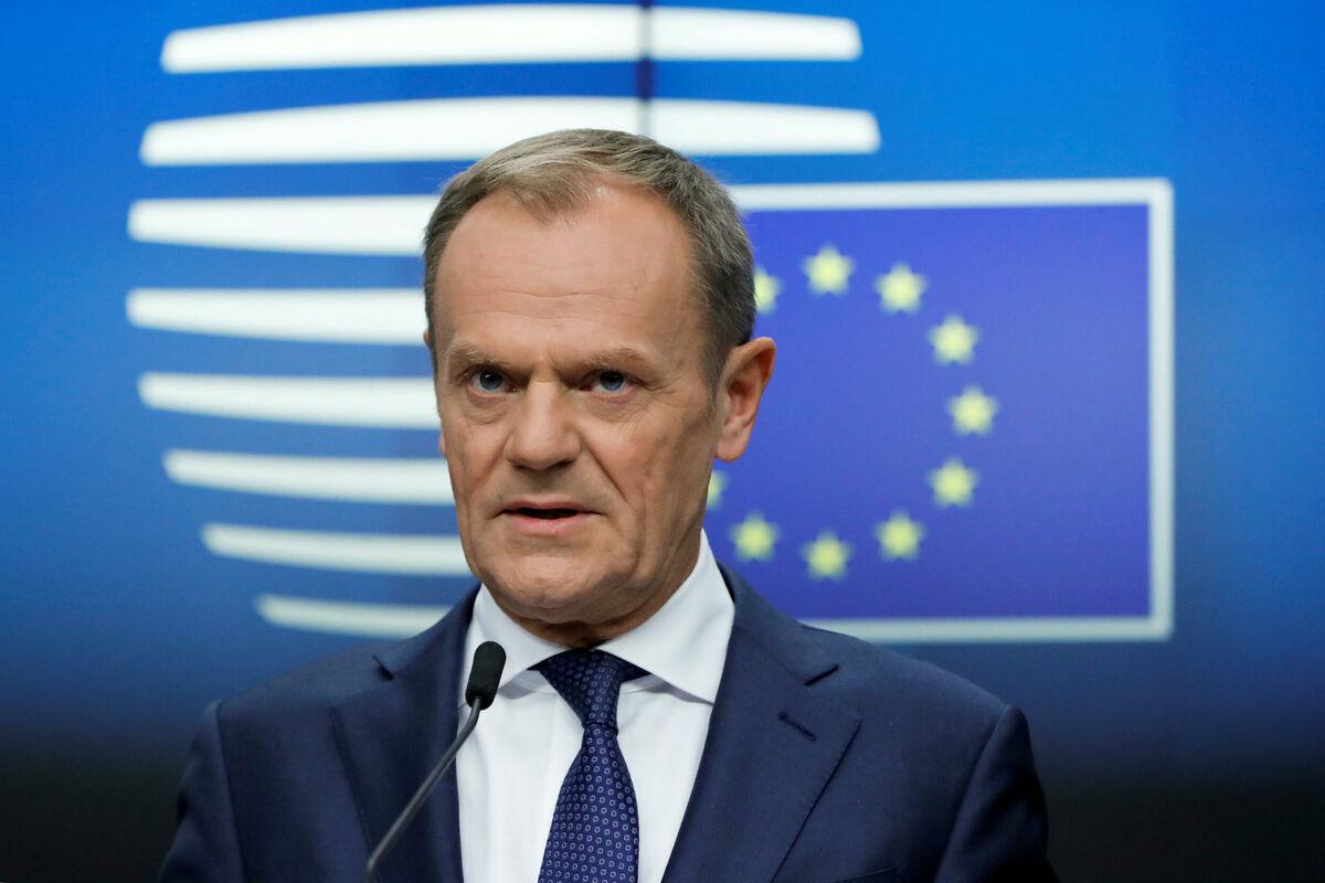 Туск призвал закончить политическую войну в Польше