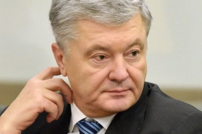 Порошенко в интервью Politico: нападки на критиков дадут Западу повод отказать в поддержке