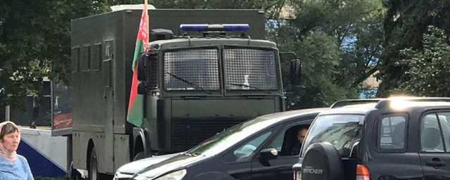 В Минске задерживают журналистов