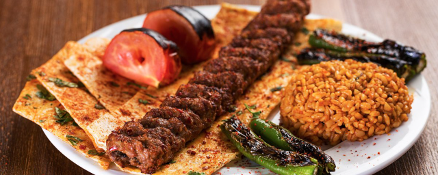 В Дагестане 39 человек отравились едой в кафе