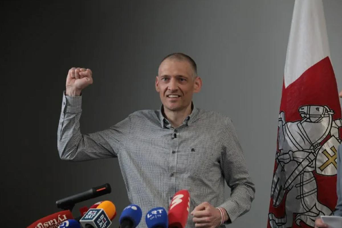 От предводителя оппозиции до посмешища: почему от Тихановского отвернулись даже сторонники?