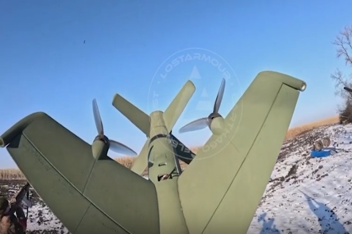 Московские разработчики презентовали новый перехватчик вражеских беспилотников «Елка»