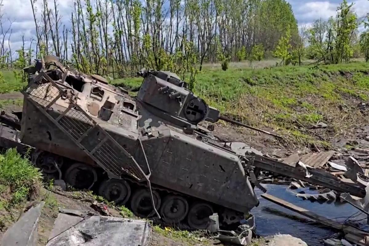 Сотни тел украинских военных остаются в Курской области