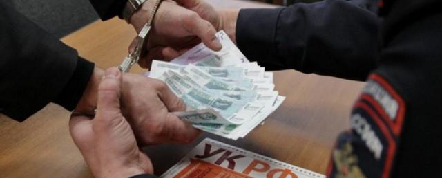 В Югре двух чиновников МЧС подозревают в вымогательстве 1,4 млн рублей
