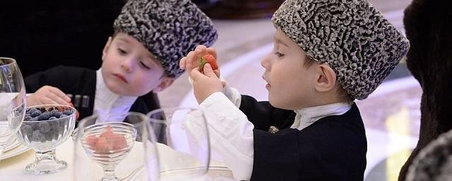 Рамзан Кадыров показал фото своих подросших сыновей-близнецов