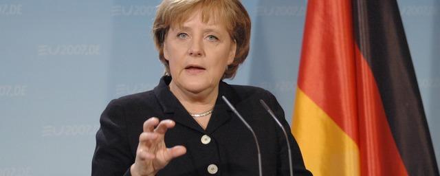 Экс-канцлер Германии Меркель: Минские договоренности были попыткой дать Киеву время на усиление