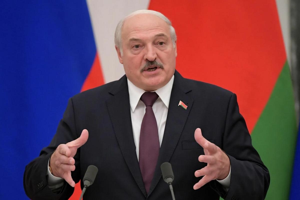 Лукашенко призвал быть готовыми к войне