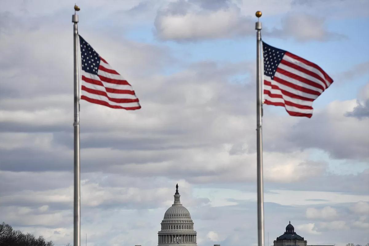 Шатдаун обходится американцам в 400 миллионов долларов в день