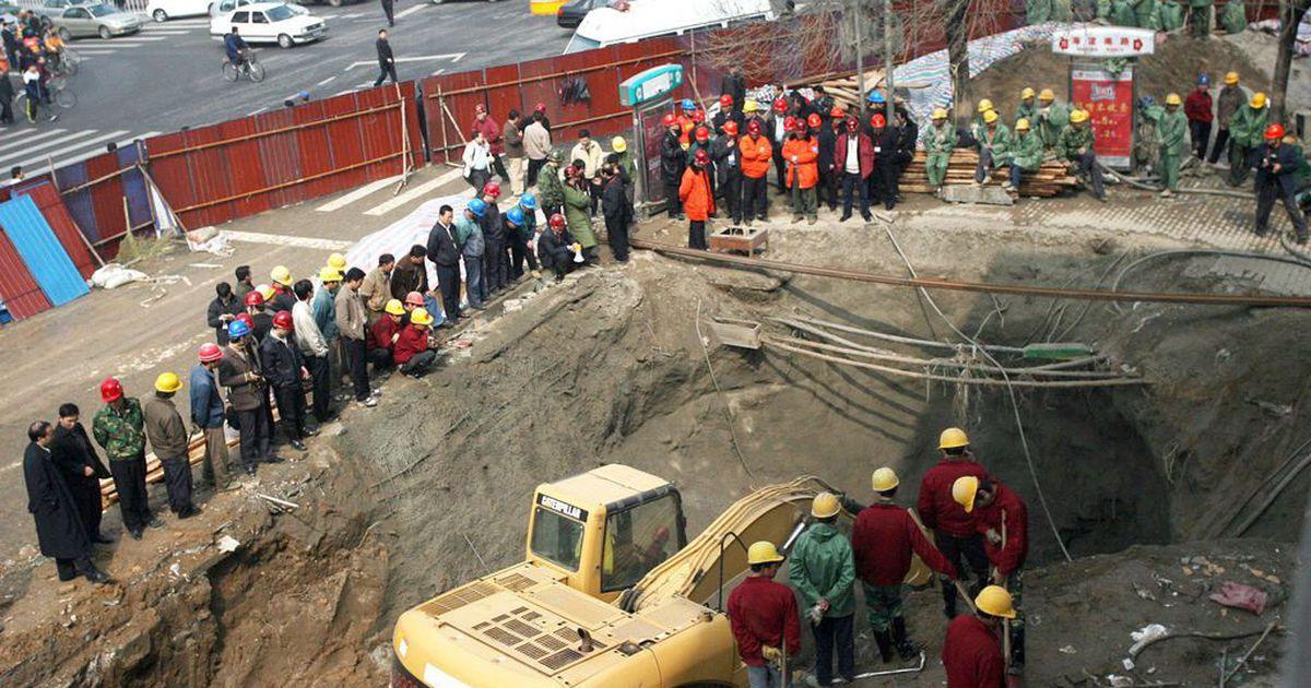 В Китае при обвали грунта погибли два человека