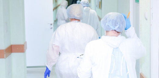 В Коми медработники начали получать специальную соцвыплату