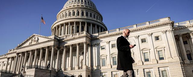 Дело об импичменте Трампа передали в Сенат