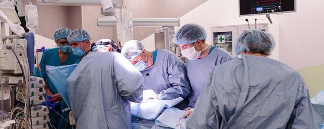 В Орехово-Зуево врачи удалили пациентке две опухоли яичников весом 20 кг