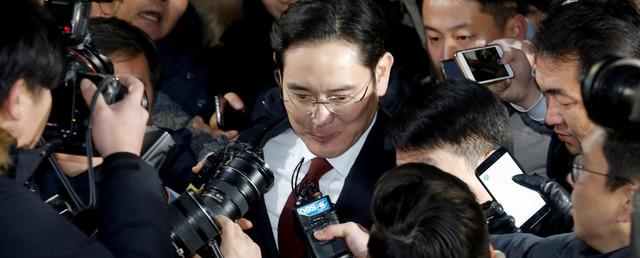 Прокуратура Южной Кореи выдала ордер на арест руководителя Samsung