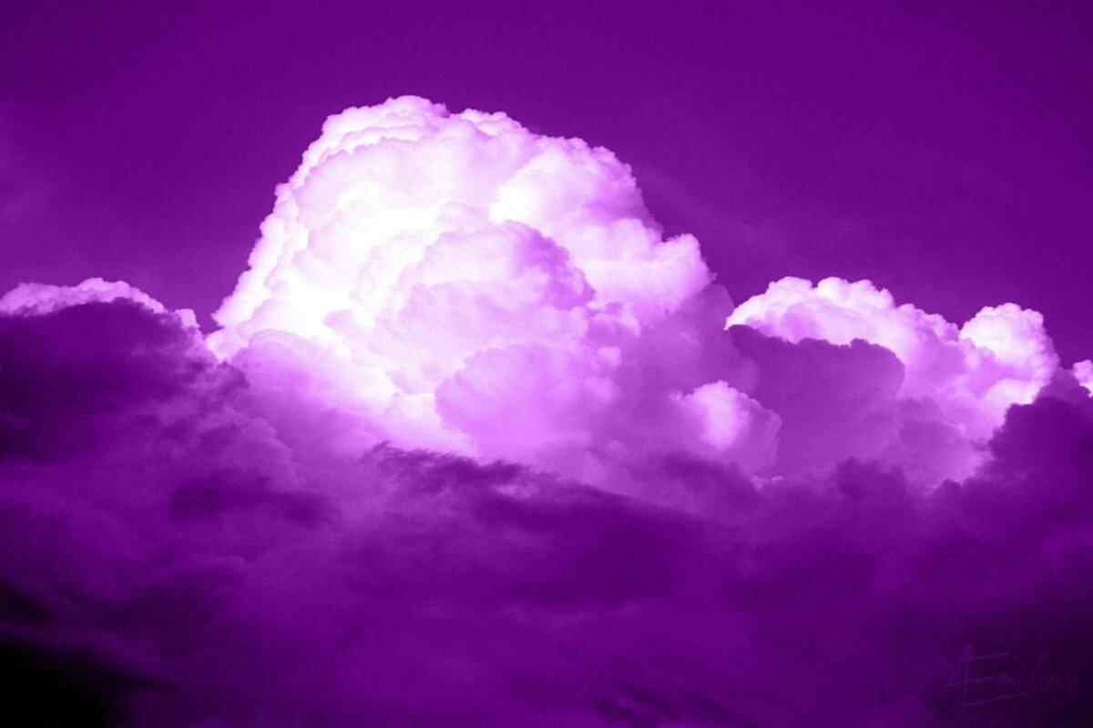 В Китае заметили облако пурпурного цвета, которое напугало местных жителей