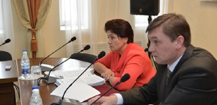 Депутаты ЗСО поддержали изменения в ФЗ «Об образовании в РФ»