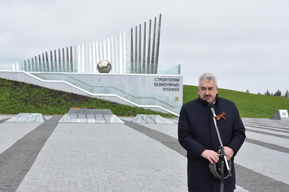 Спикер Госсовета Чувашии Леонид Черкесов: Мы склоняем головы перед памятью тех, кто трудился на строительстве рубежей в годы ВОВ