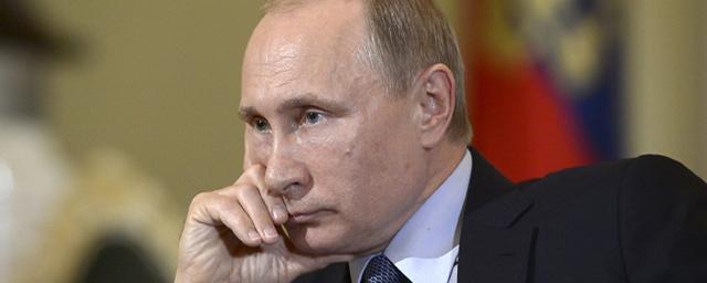 Посольство РФ требует извинений от Bloomberg за дезинформацию о рейтинге Путина