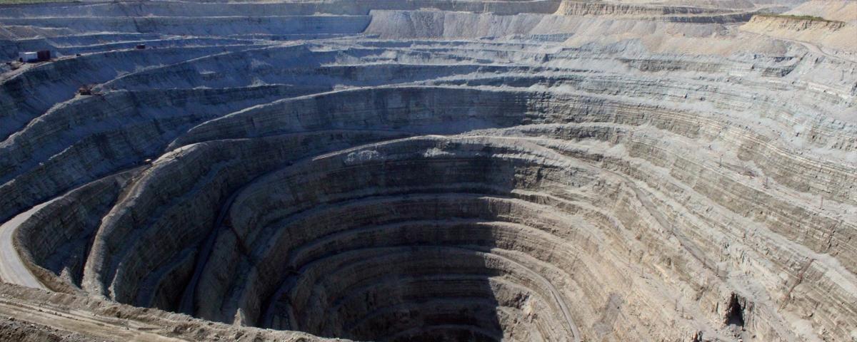 МЧС Якутии: Три человека погибли при выбросе метана на алмазном руднике «Удачный»