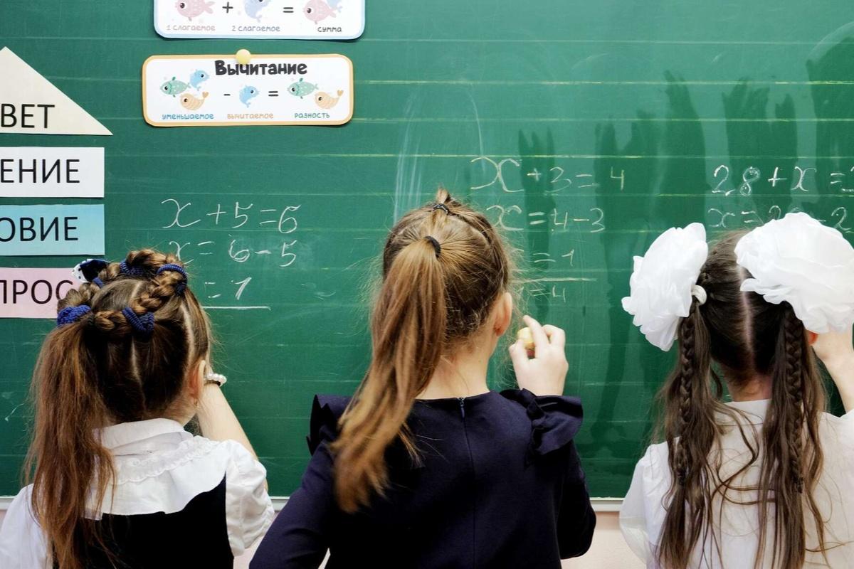 Власти Калужской области придумали новый способ завлекать учителей в школы