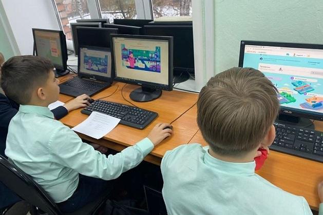 В Тверской области школьники приняли участие в онлайн-олимпиаде «Безопасные дороги»