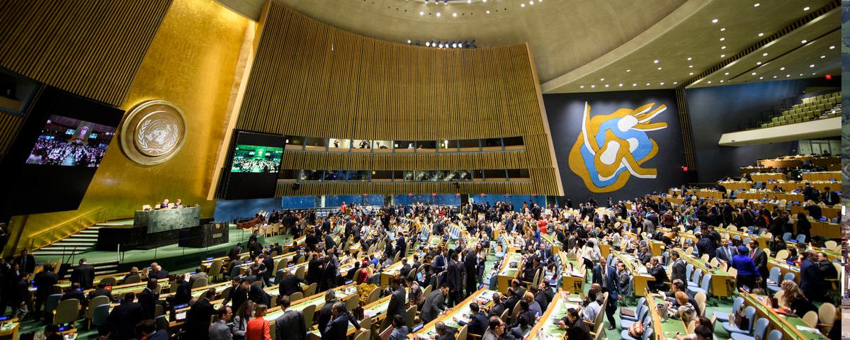 Генеральная Ассамблея ООН приняла резолюцию России о неразмещении оружия в космосе