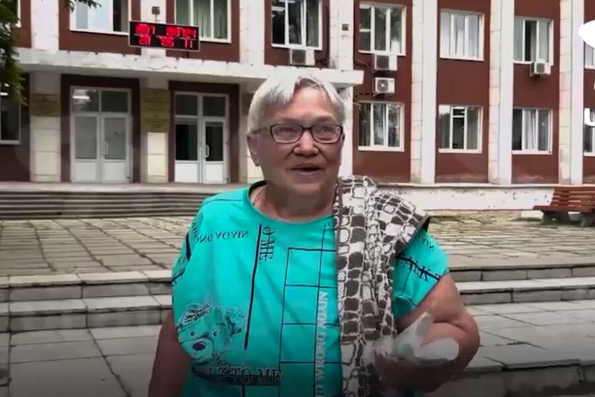 Пенсионерка с Урала решилась на необычный поступок из-за аварийных условий жилья