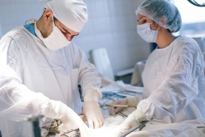 Операция по увеличению груди для жительницы Челябинска обернулась онкологией